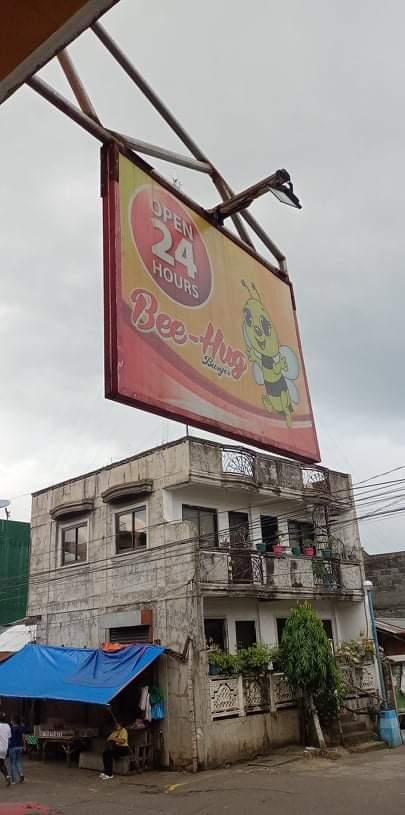 Bee-Hug Burger Nabua