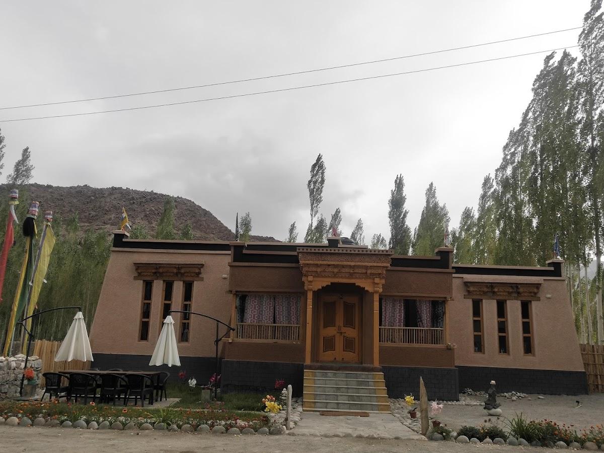 NamDruk Restaurant and Lounge