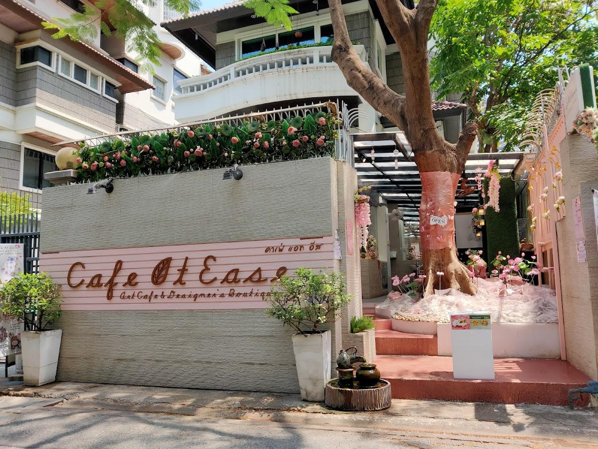 Cafe at Ease X Moodful
