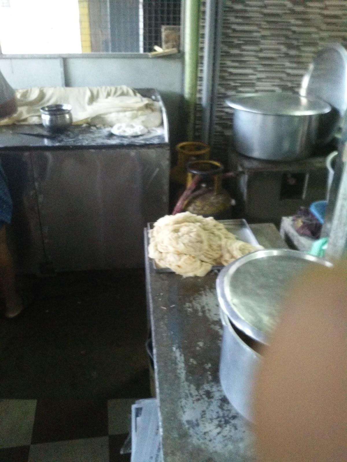 Kuttiyikkaade Chaayakkada