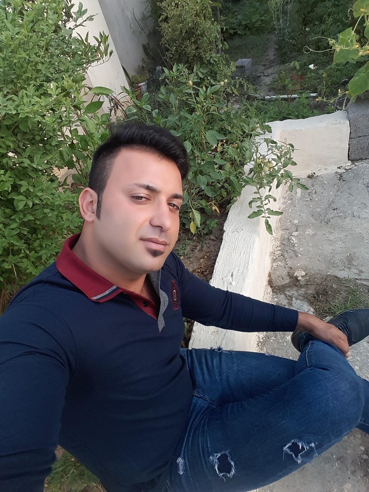Karim Nezhad Hall