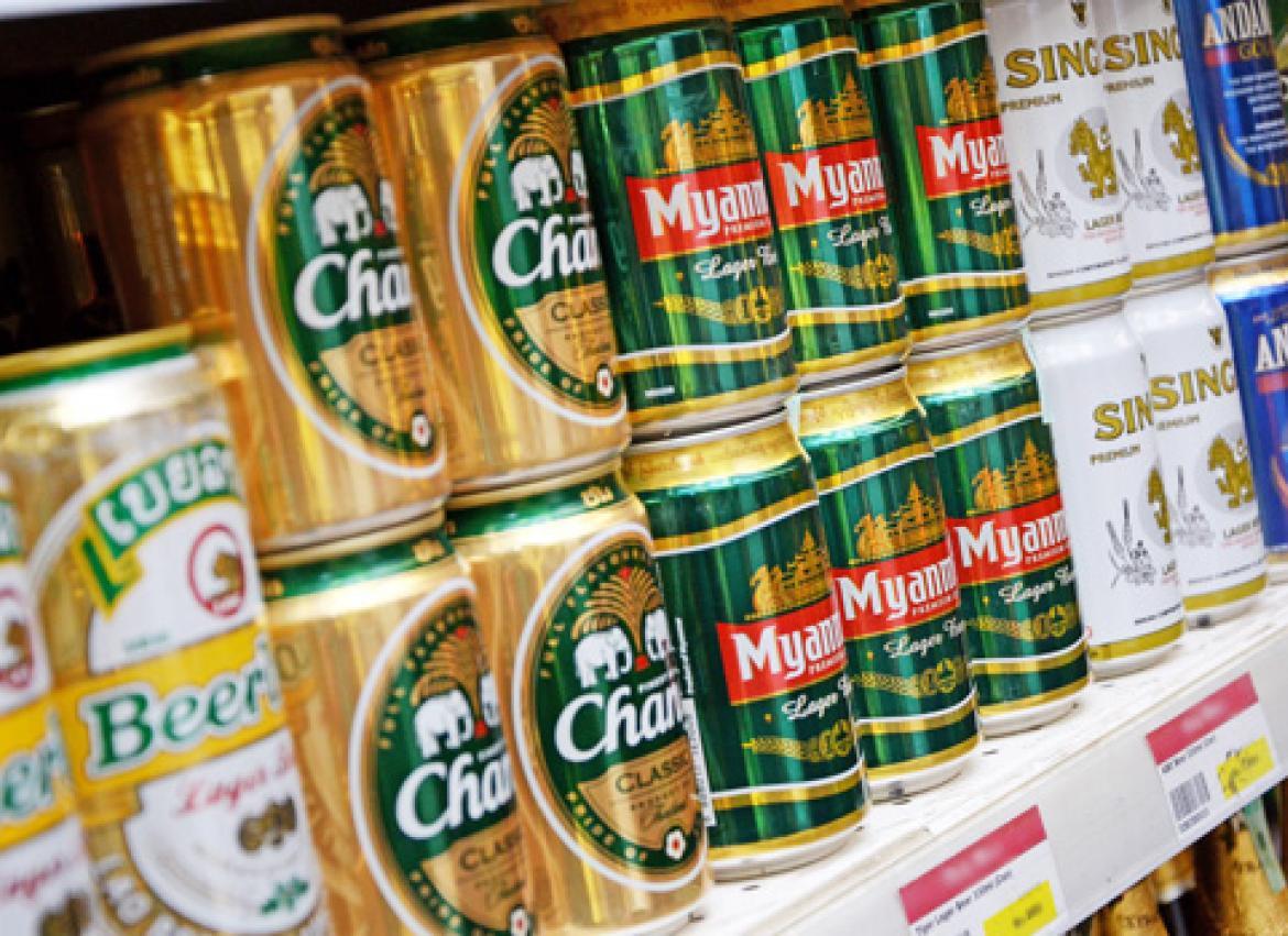 Yar Zar Beer store