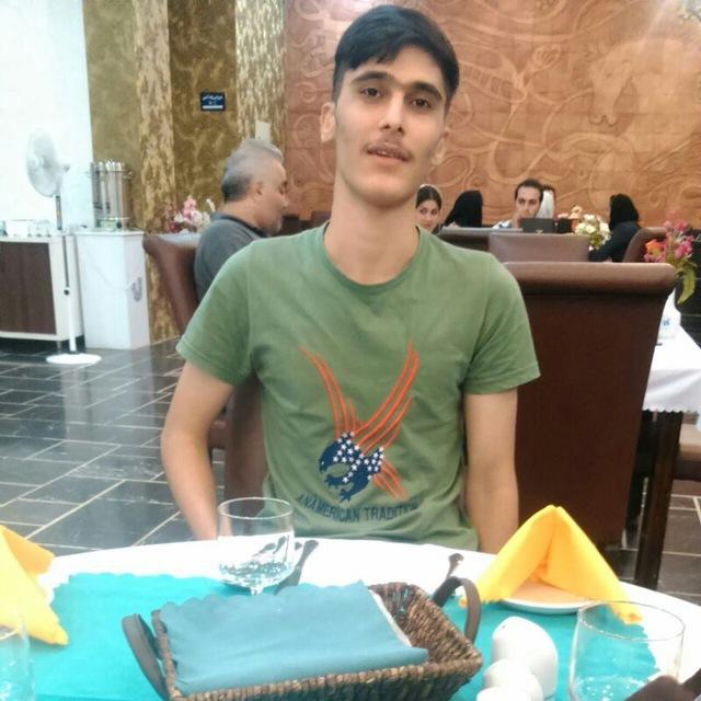رستوران گل سرخ