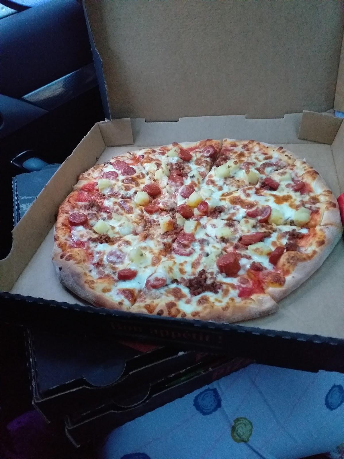 Six Pizza Tours 37000
