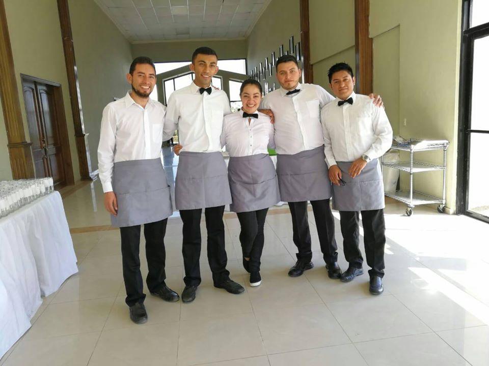 Servicios de meseros SRC