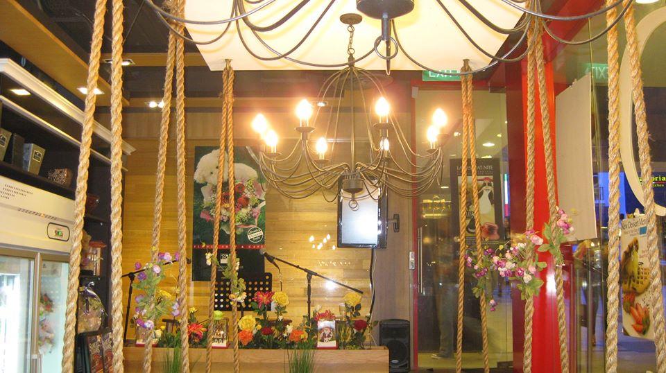 Pocket Full of Posies and Green House Cafe - 313@Somerset