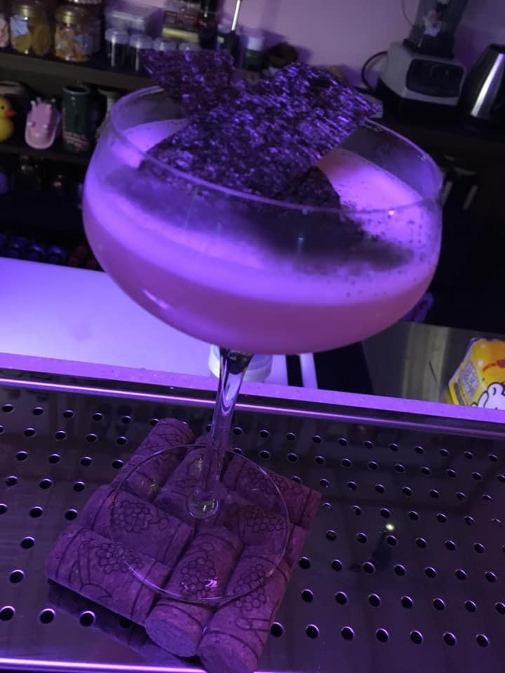 Lady L • Dining Bar