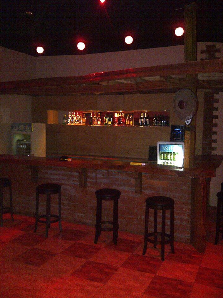 Mike's pub
