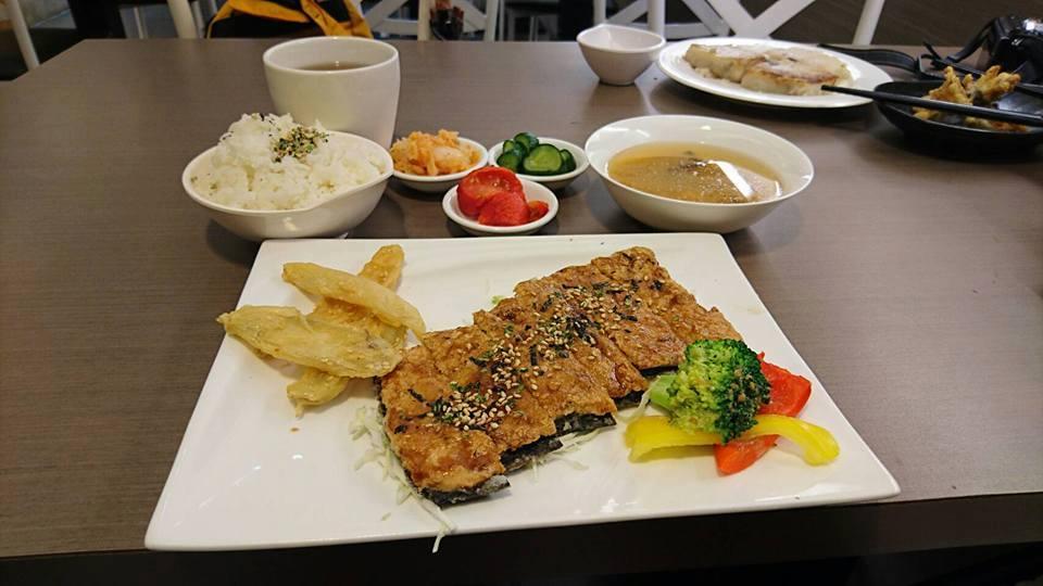 守富素食館