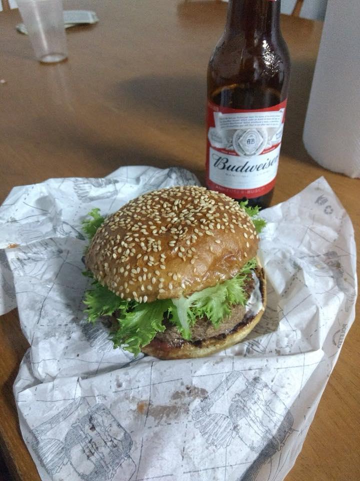 Brothers Burger