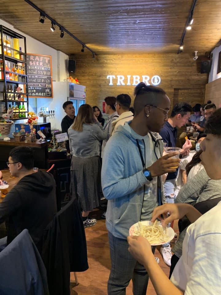 Tribro_lounge