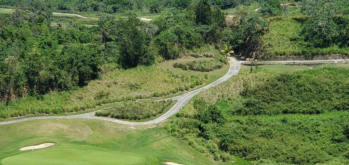 Flavia's @ Black Pearl Golf Course