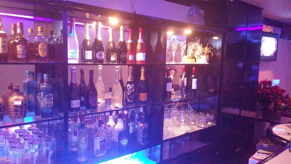 赤羽 LoungeBar かるる