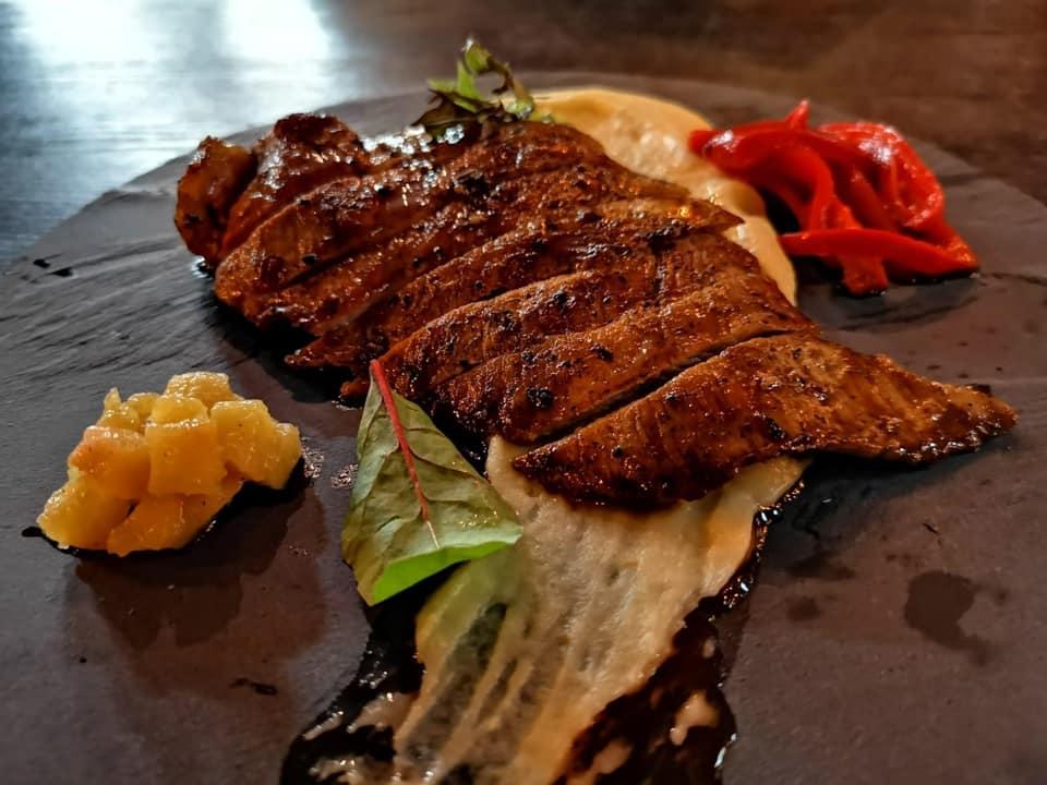 La Mesa - The Table