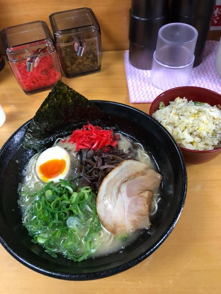 博多とんこつラーメン酒場 とんび 名駅店