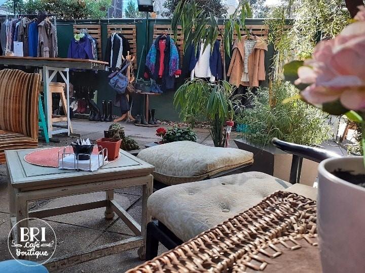 Bri Café Boutique