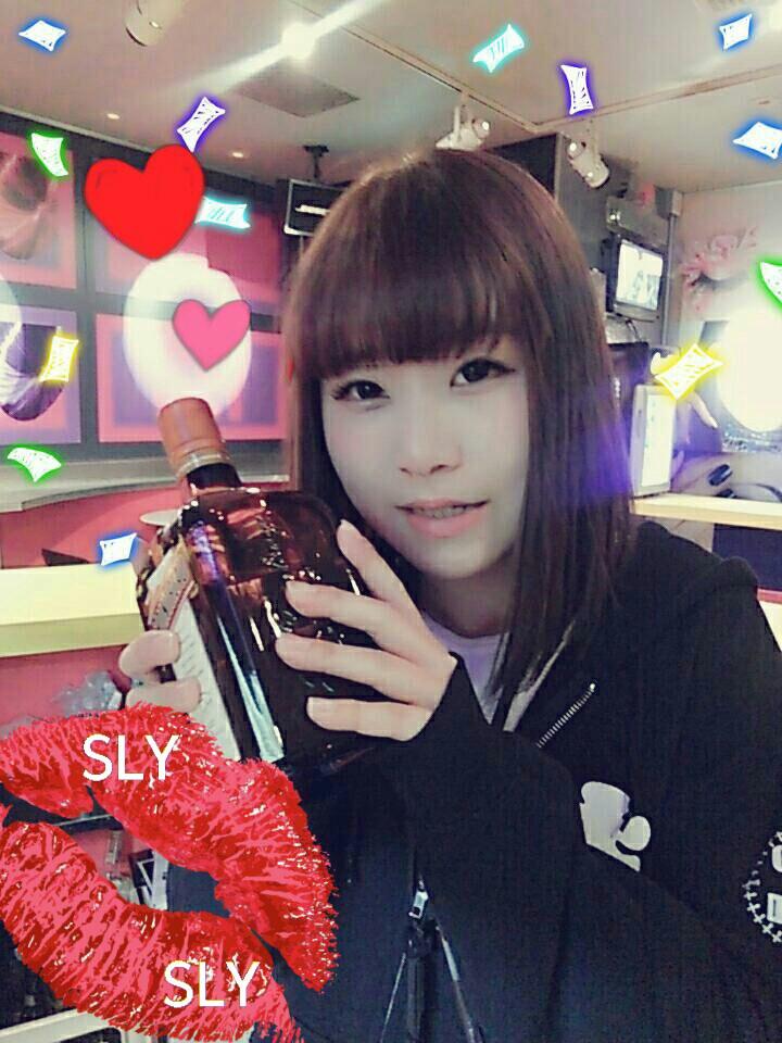 ガールズバーSLY