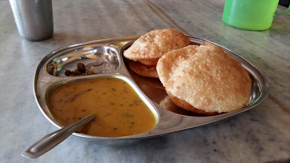 Khawa Dawa Near Bhiringi More