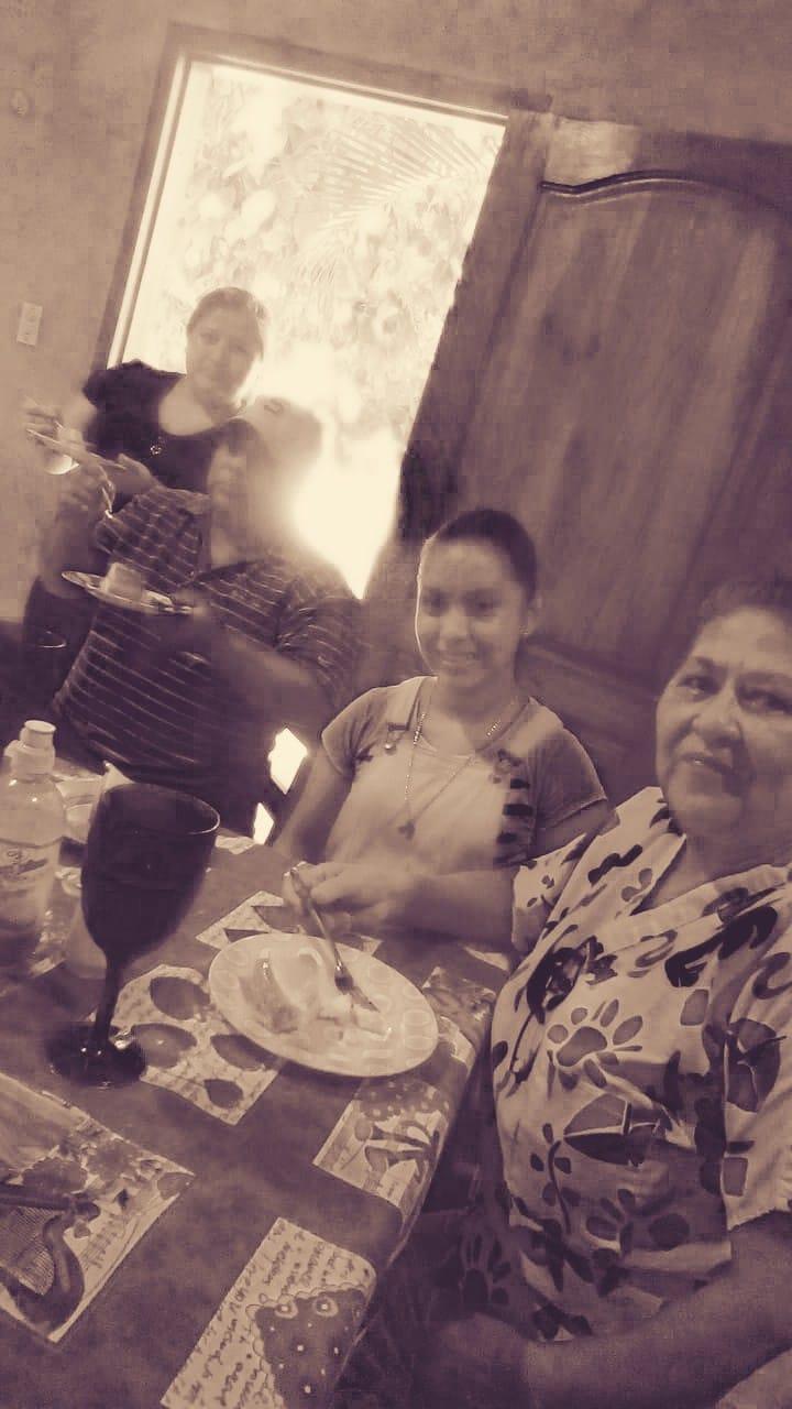 Los Laureles Santaana