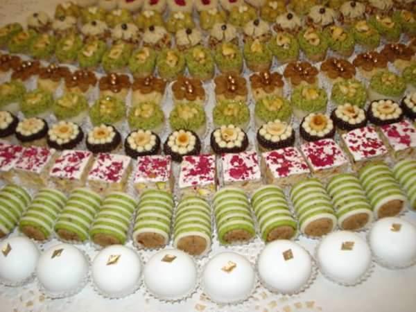 Gâteaux De Fêtes Seddouk Béjaia