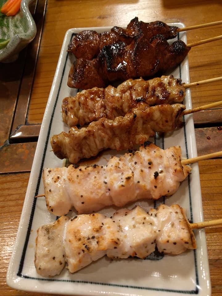 朝比屋