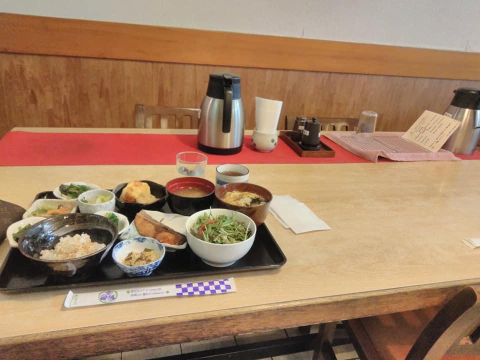 お昼ごはん専門店 みなみの