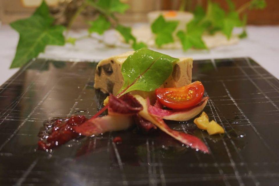 三橋の森　レストラン　アキュイ