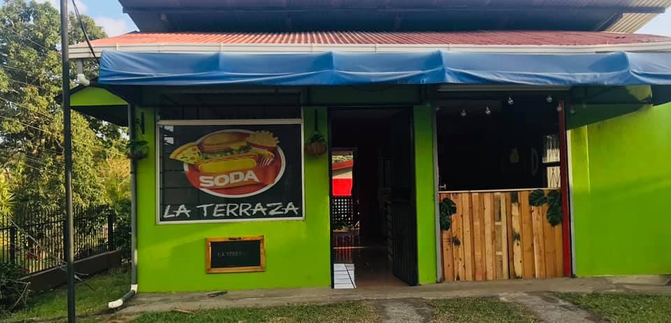 • La Terraza •