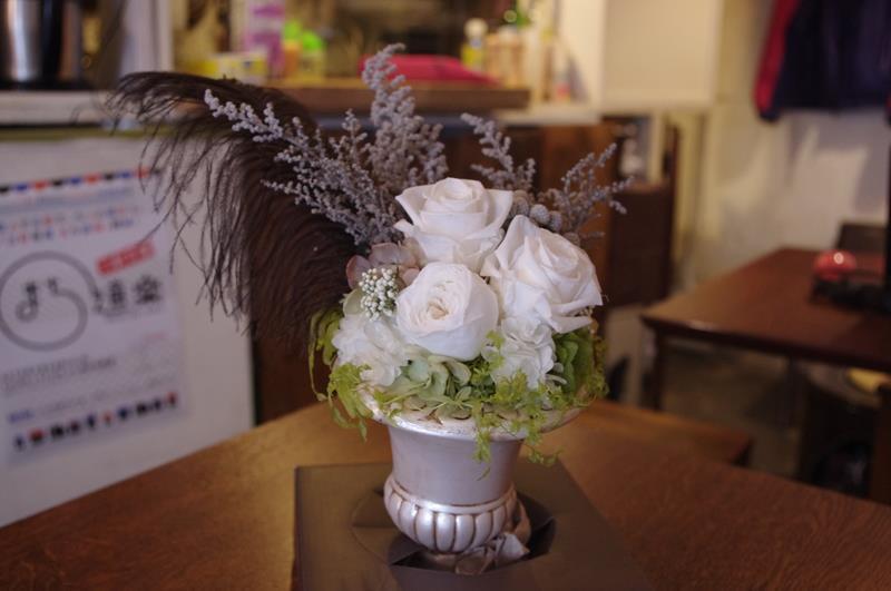 ダチョウの花園倶楽部〜Cafe de L'autruche カフェ・ド・オーストリッチ〜略してダチョウ倶楽部カフェ