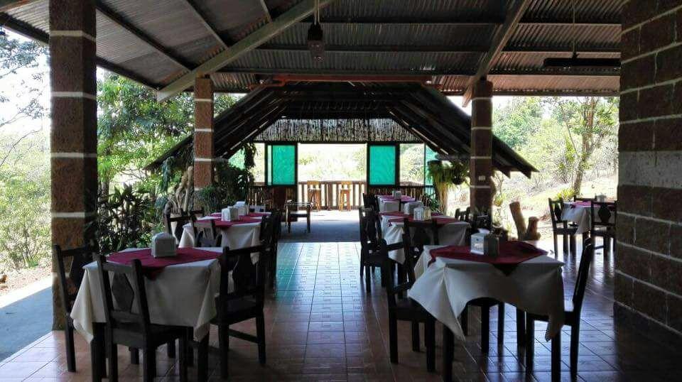 Bar Y Restaurante El Balcon