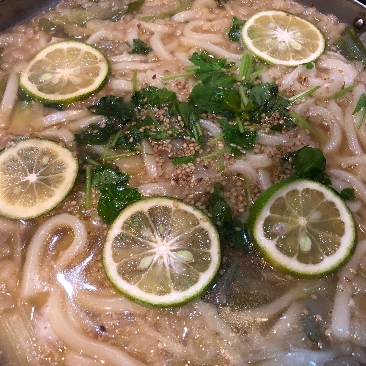 魚魚亭