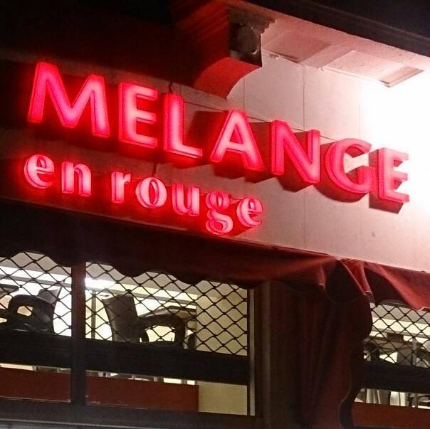 Melange en Rouge cafe