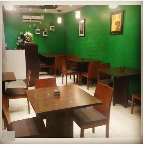 کافه کوئین Cafe Queen