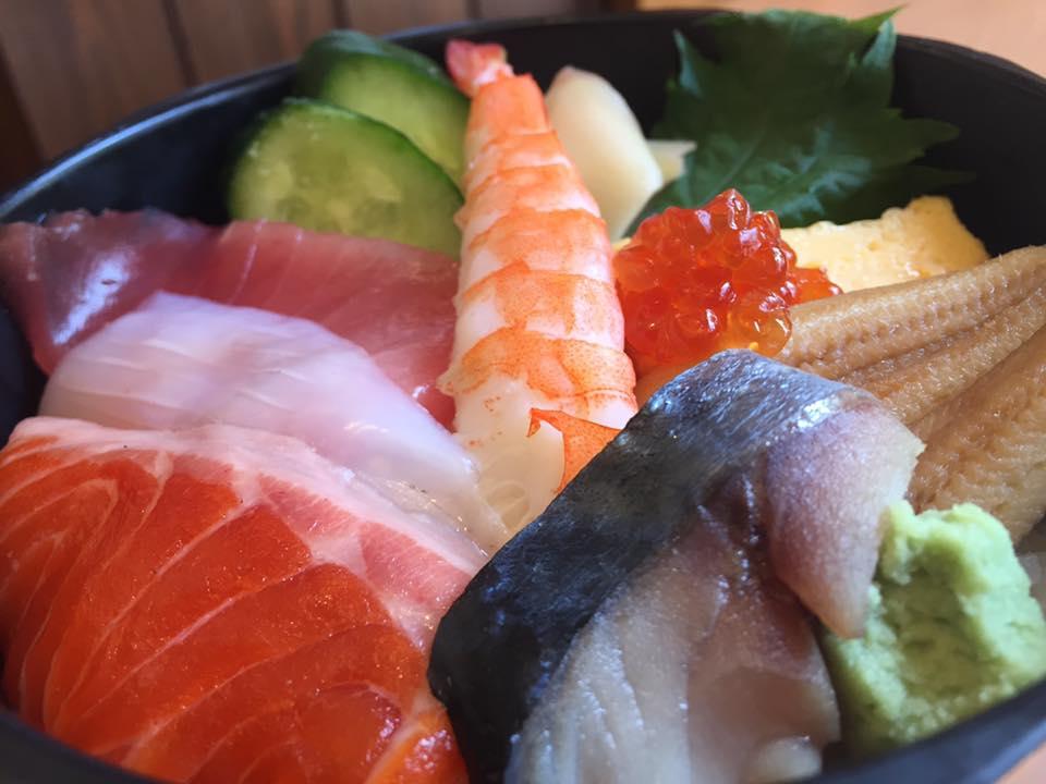 魚屋の台所 下の一色本店 Shimonoishiki