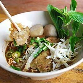 ก๋วยเตี๋ยวเรือรุ่งเรือง 99