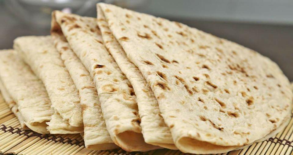 حمْصً وُ طابون Húmmúṩ & Ťäbooٍñ