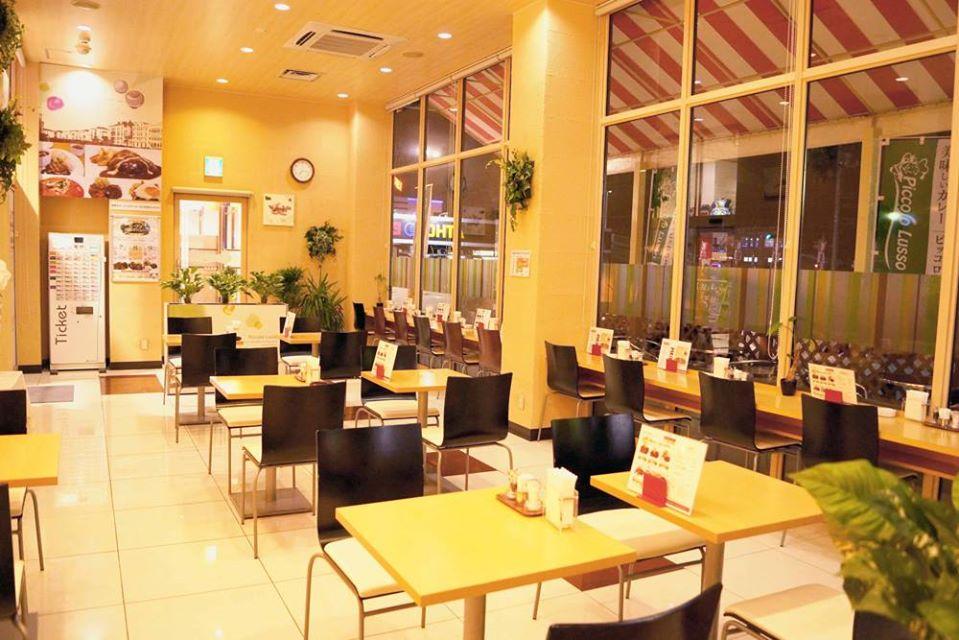 ピッコロルッソ熊谷店