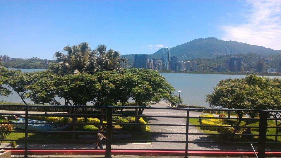 吧海左岸-景觀餐廳