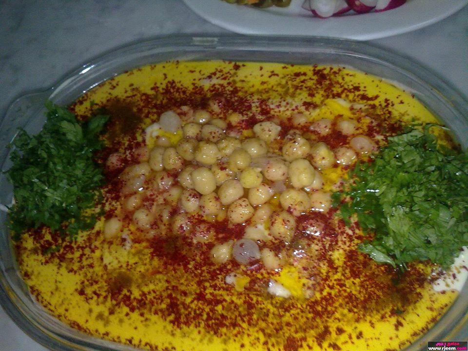 مطعم طيبة 0صحنايا 0 فول حمص فتات