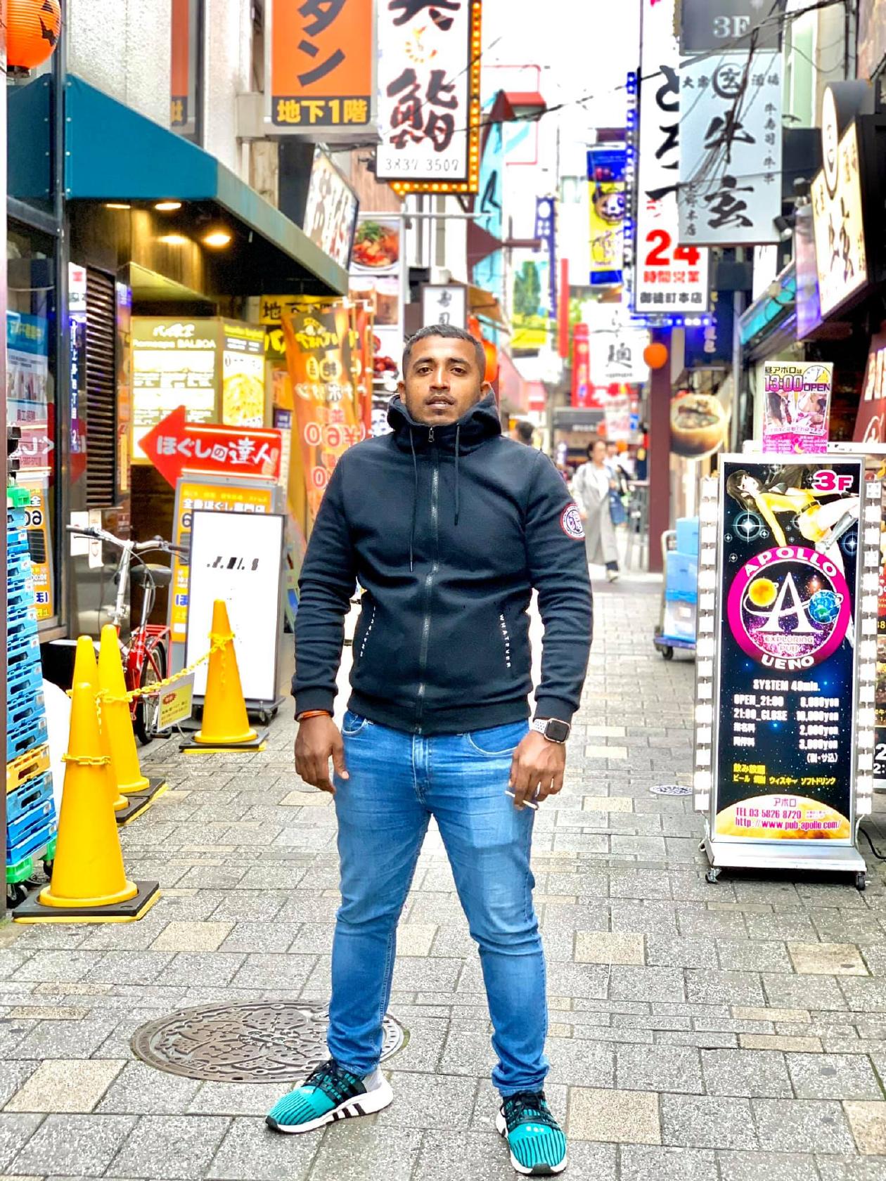 もとまる