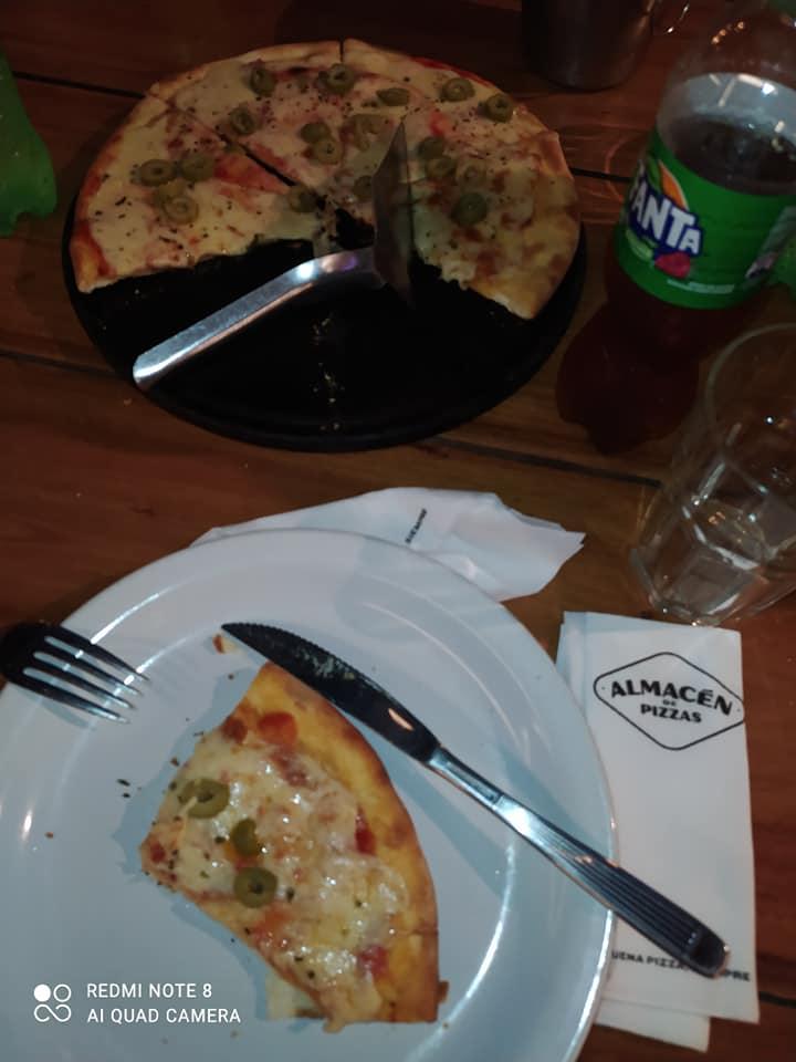Almacen De Pizzas - Terrazas De La Galeria