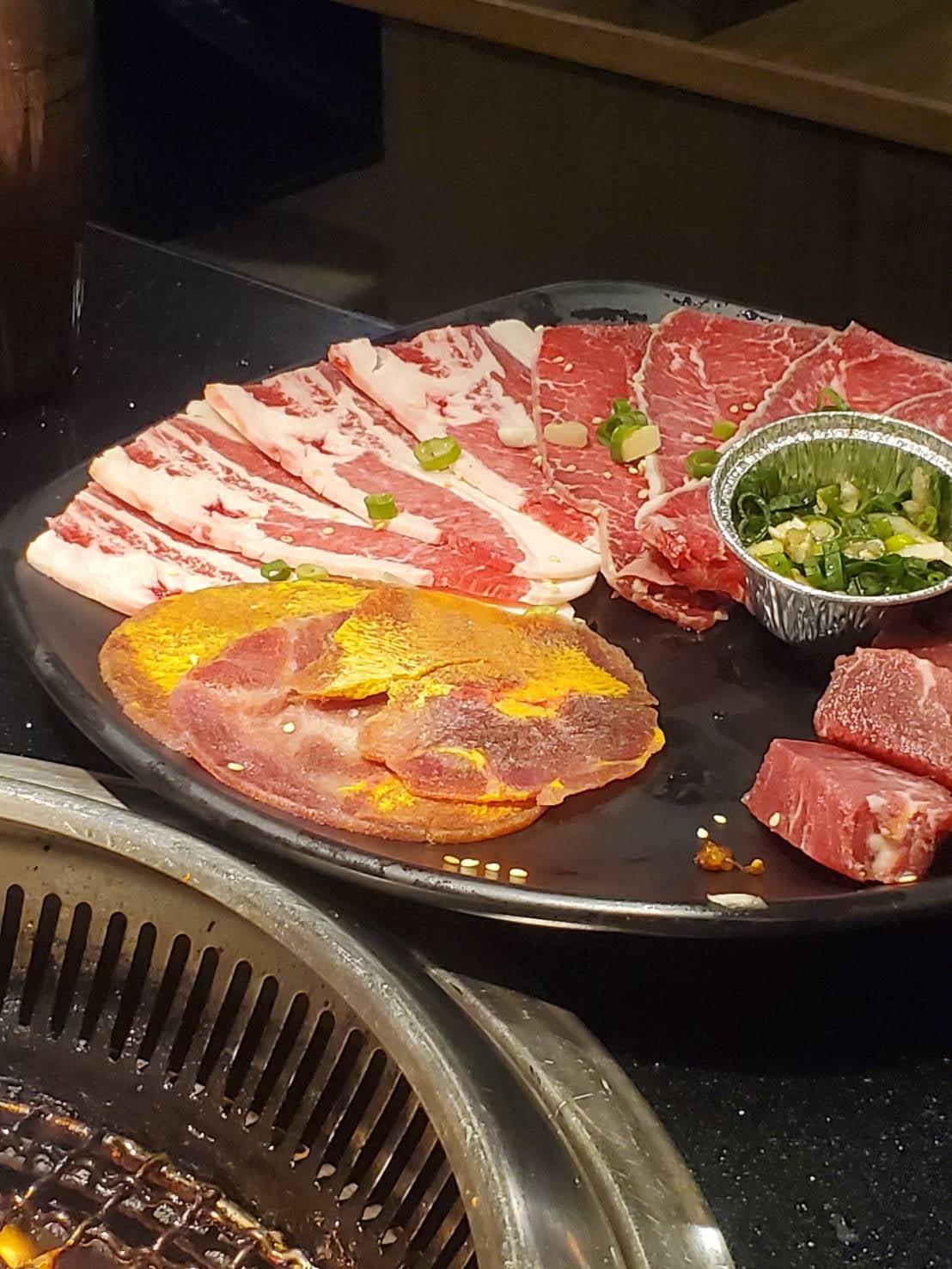 瓦崎燒烤火鍋—敦南店