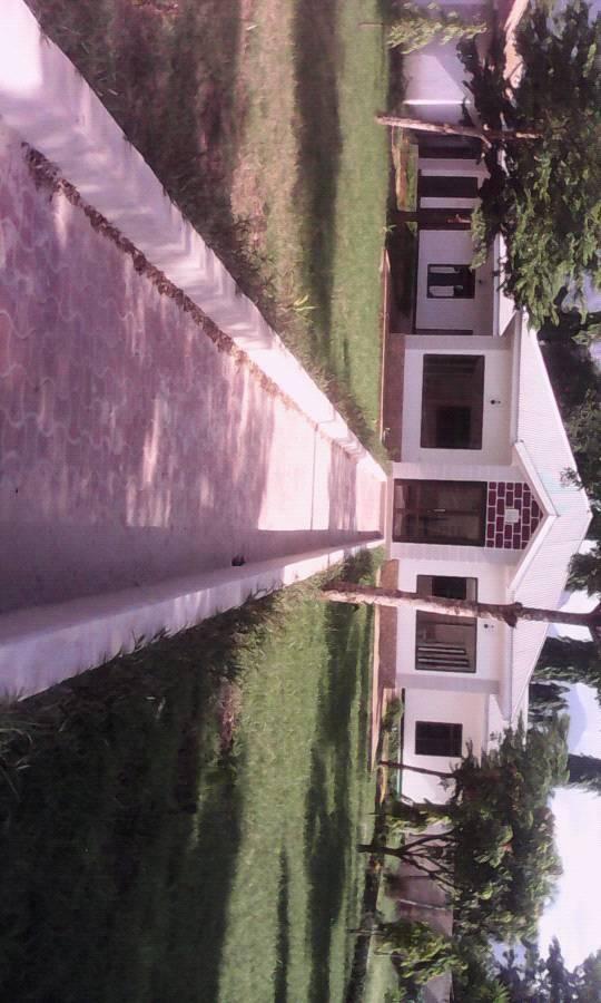 CHAMS WHITE HOUSE Lounge
