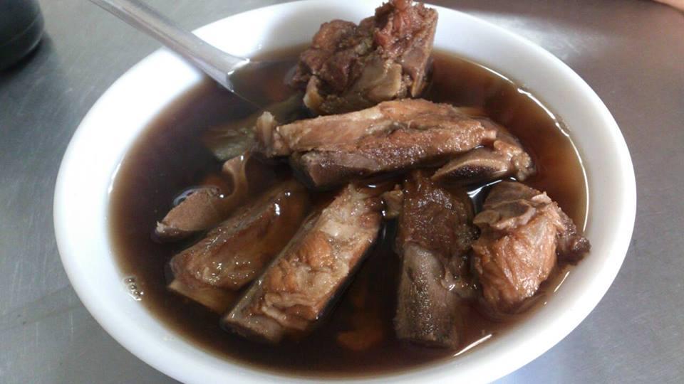虎尾鎮當歸土虱，藥燉排骨