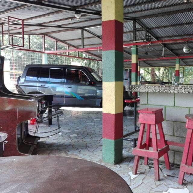 Bar Acuarios