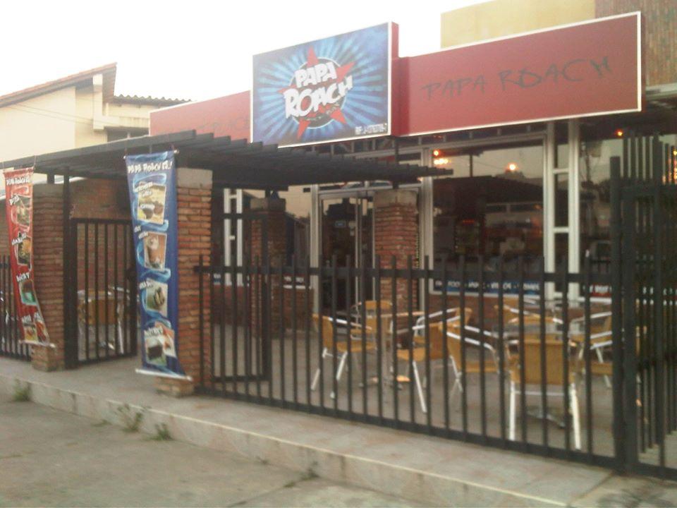 papa Roach Restaurante"."