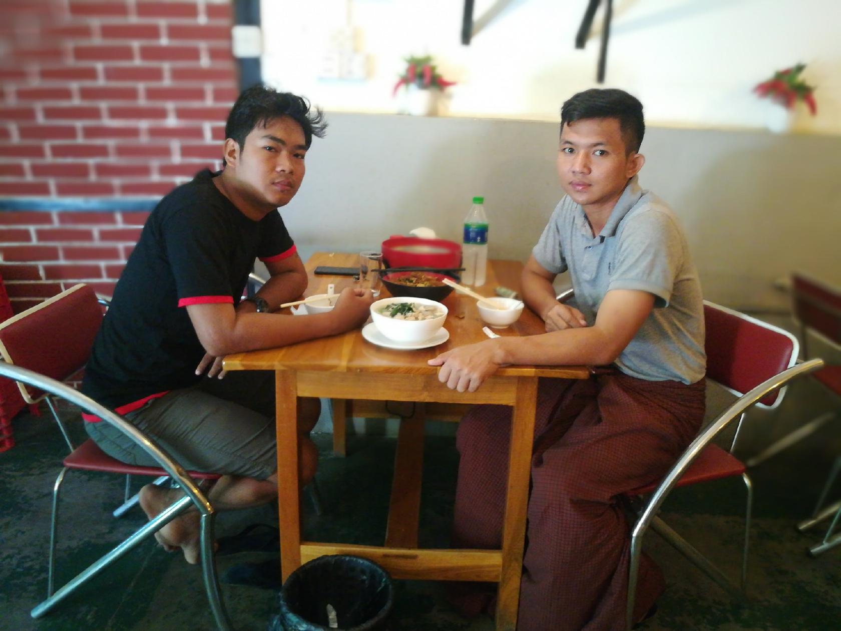 Chilli House Hot Pot & Mala Xiang Guo