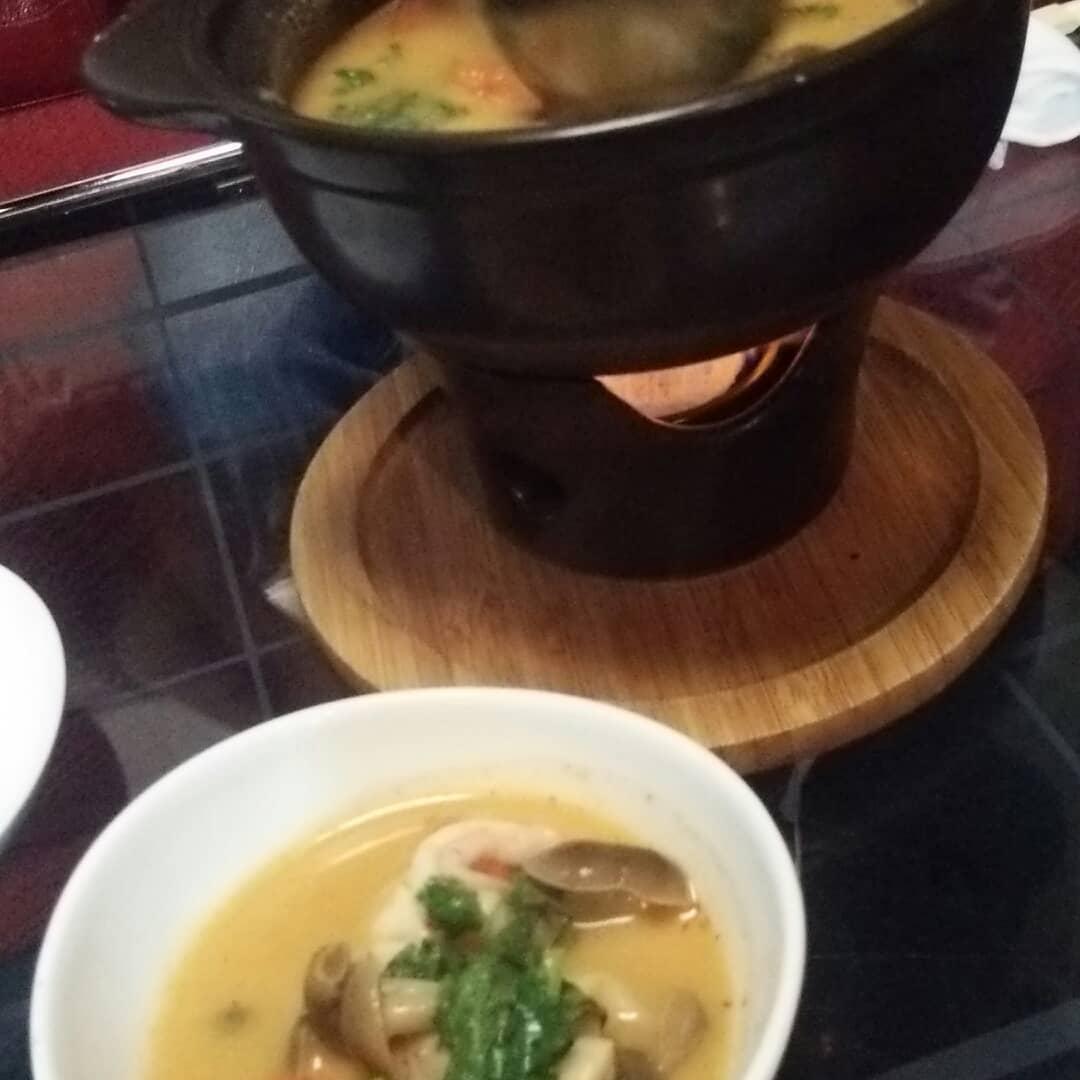 タイ料理が食べれる飲み屋 サワディー
