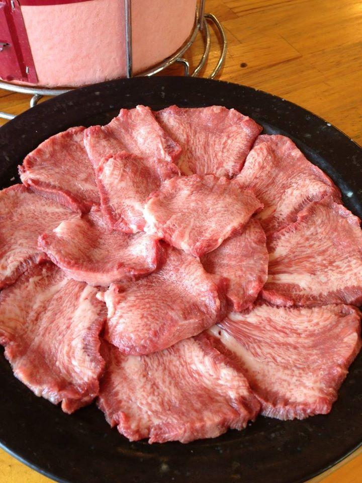 スーパーホルモン鷹ノ子店