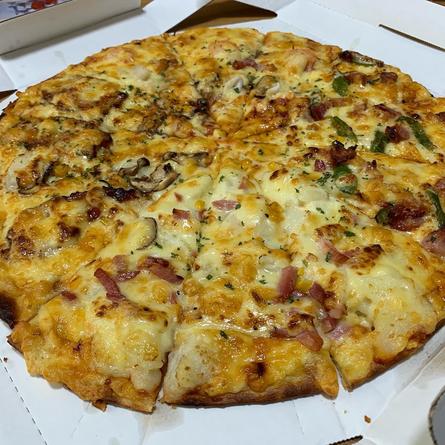 ピザーラ 宜野湾店